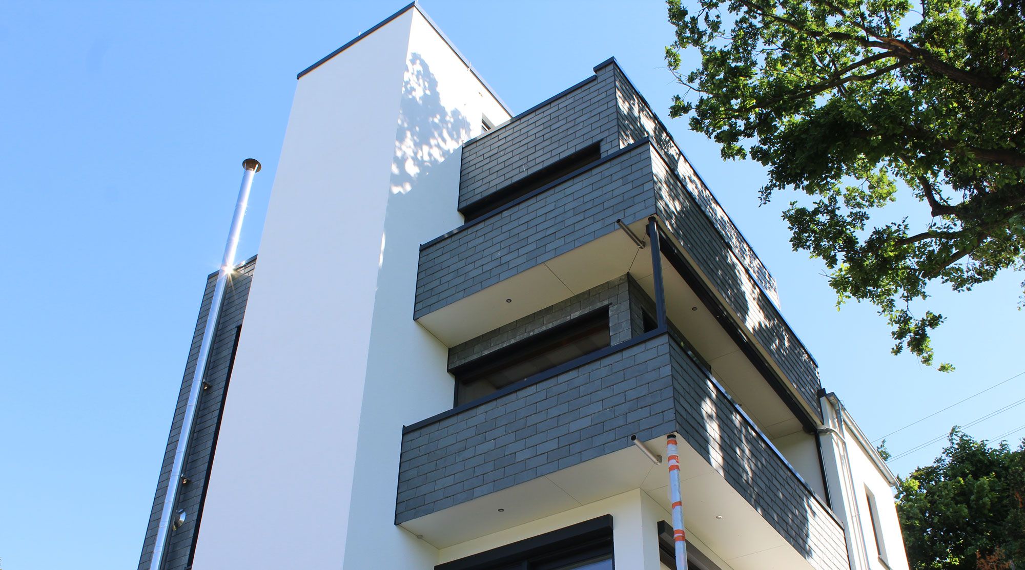 Modernes Wohngebäude - Rechteck-Doppeldeckung Fassade