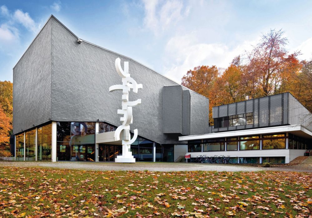 altdeutsche deckung moderne fassade